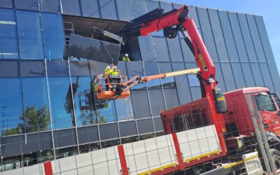 Camiones pluma en Salamanca: versatilidad y rapidez son Servicios Punto Viso